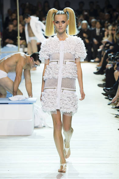 　2013年春夏コレクション　© MONCLER