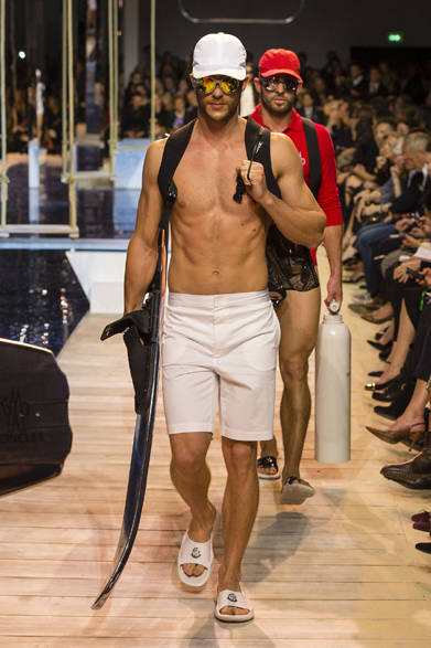 　2013年春夏コレクション　© MONCLER