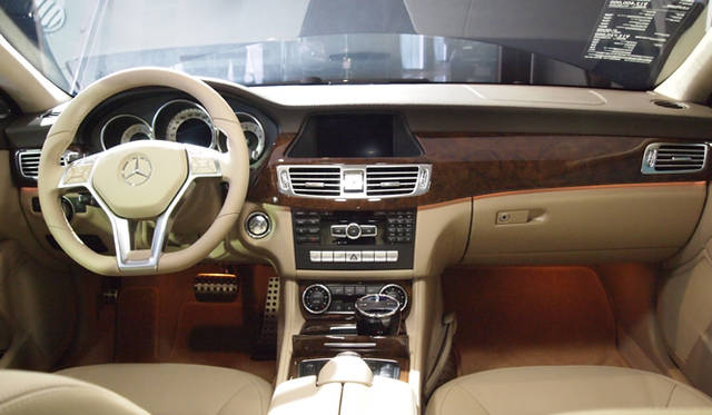 cls_shooting_brake16 <strong>Mercedes-Benz CLS Shooting Brake|メルセデス・ベンツ CLS シューティングブレーク</strong>