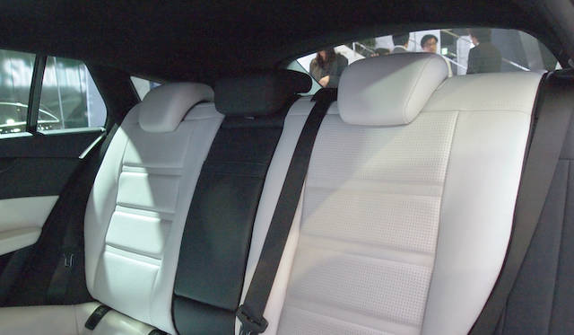 CLS_ShootingBrake_2_42 <strong>Mercedes-Benz CLS Shooting Brake|メルセデス・ベンツ CLS シューティングブレーク</strong>