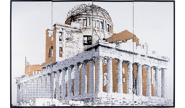 <strong>ART｜「会田誠展：天才でごめんなさい」</strong>　会田誠「題知らず（戦争画RETURNS）」（1996年）四曲一隻屏風／エナメル塗料、ビニール製テーブルクロス、襖、蝶番　個人蔵　Courtesy: Mizuma Art Gallery