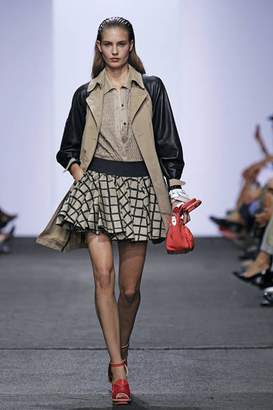 　2013年春夏コレクション