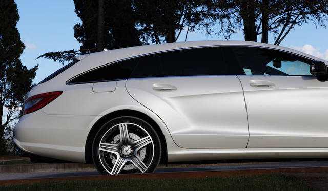 <strong>Mecedes-Benz CLS Shooting Brake｜メルセデス・ベンツ CLS シューティイングブレーク</strong>