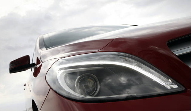 <strong>Mercedes-Benz B180 BlueEFFICIENCY｜メルセデス・ベンツ B180 ブルーエフィシェンシー</strong>