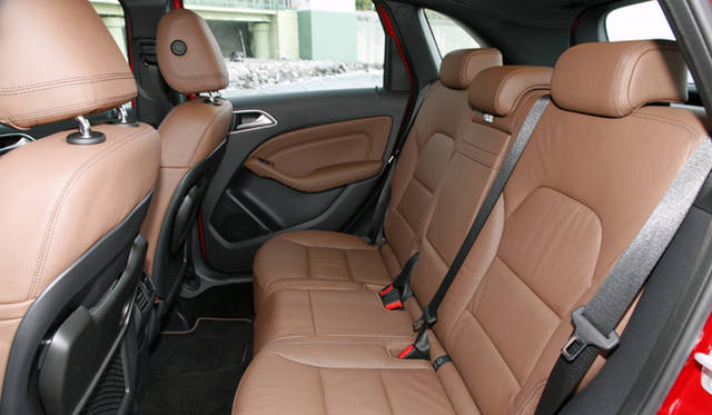 <strong>Mercedes-Benz B180 BlueEFFICIENCY｜メルセデス・ベンツ B180 ブルーエフィシェンシー</strong>