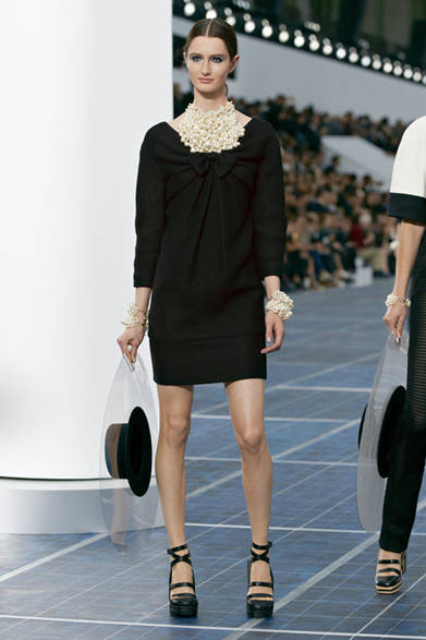 　2013年春夏コレクション　© CHANEL