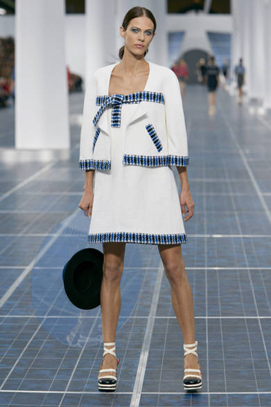 　2013年春夏コレクション　© CHANEL
