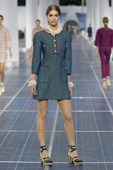 　2013年春夏コレクション　© CHANEL