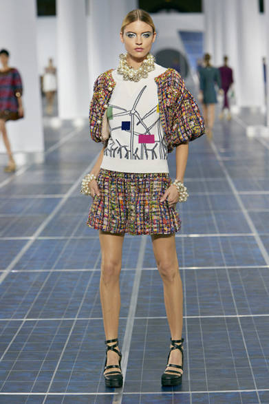 　2013年春夏コレクション　© CHANEL