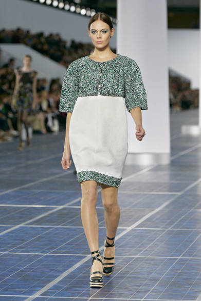 　2013年春夏コレクション　© CHANEL