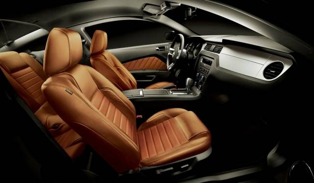 <strong>Ford Mustang│フォード・マスタング</strong>