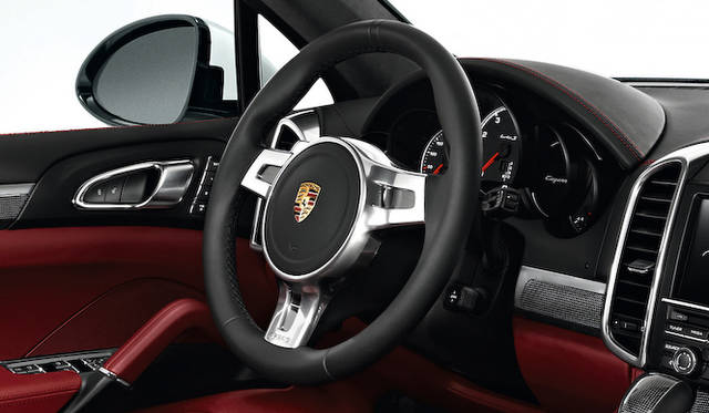 <strong>Porsche Cayenne Turbo S｜ポルシェ カイエン ターボS</strong>