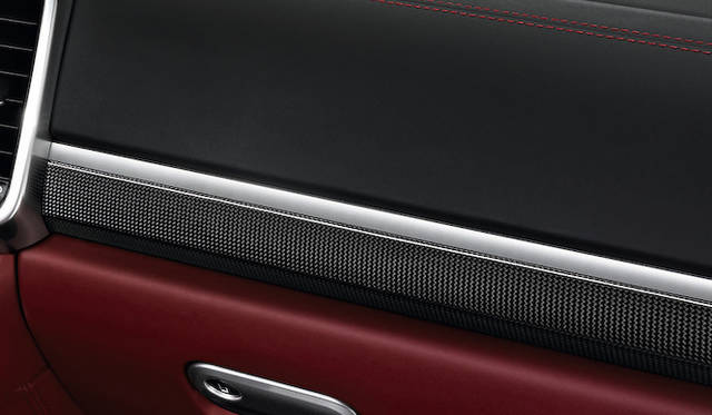 <strong>Porsche Cayenne Turbo S｜ポルシェ カイエン ターボS</strong>