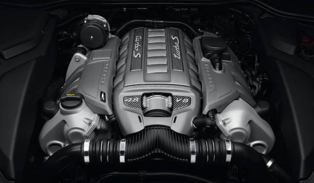 <strong>Porsche Cayenne Turbo S｜ポルシェ カイエン ターボS</strong>