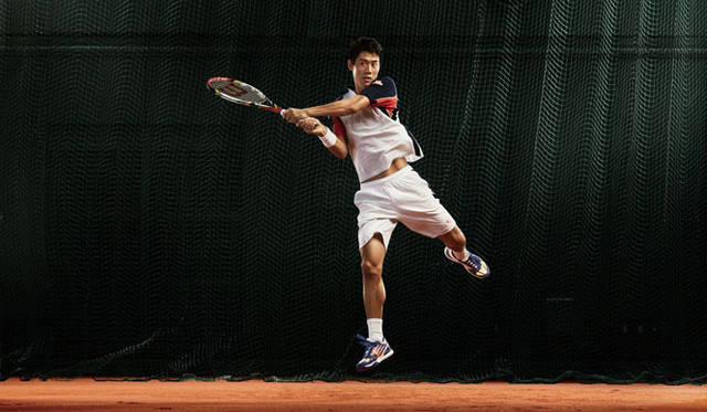 　錦織 圭選手とアディダス「adizero feather II AC」