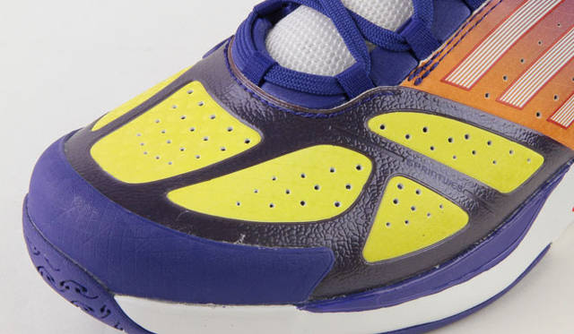 　「adizero feather II AC」