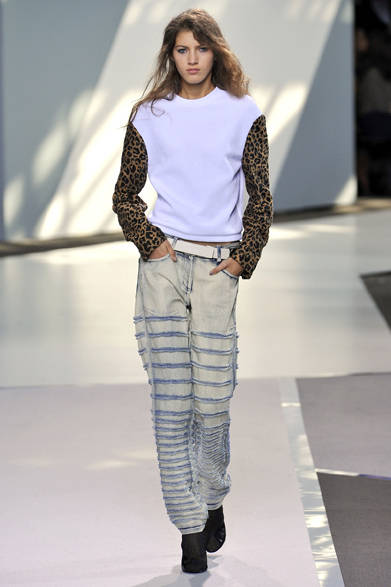 　2013年春夏コレクション