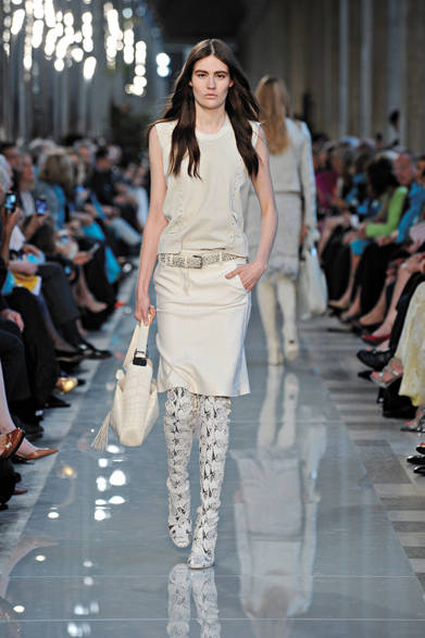 　2013年春夏プレコレクション