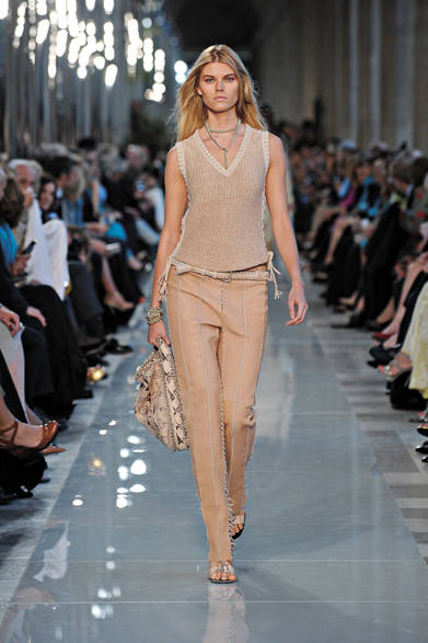 　2013年春夏プレコレクション