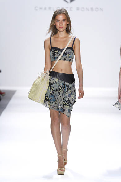 　2013年春夏コレクション　