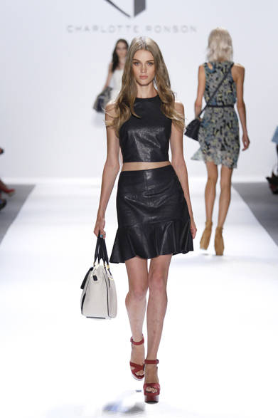 　2013年春夏コレクション　