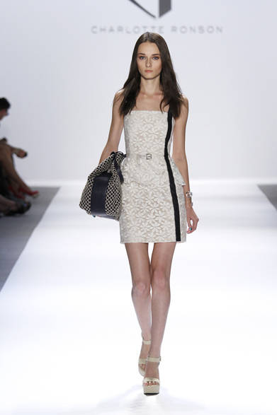 　2013年春夏コレクション　