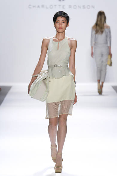 　2013年春夏コレクション　