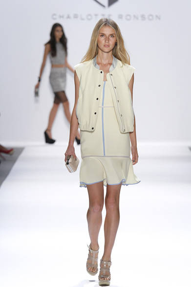 　2013年春夏コレクション　