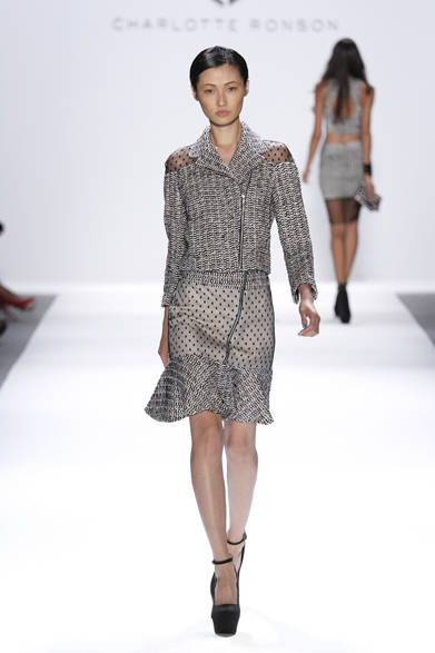 　2013年春夏コレクション　