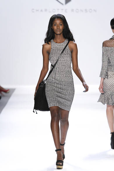 　2013年春夏コレクション　