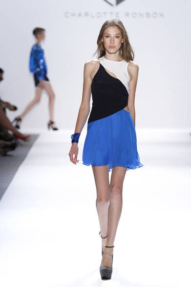 　2013年春夏コレクション　