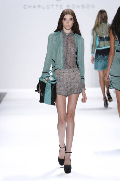 　2013年春夏コレクション　