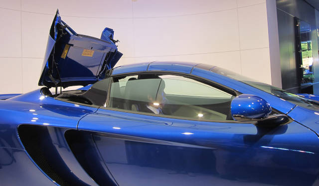 <strong>McLaren MP4-12C Spider｜マクラーレン MP4-12C スパイダー</strong>