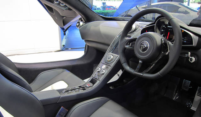 <strong>McLaren MP4-12C Spider｜マクラーレン MP4-12C スパイダー</strong>