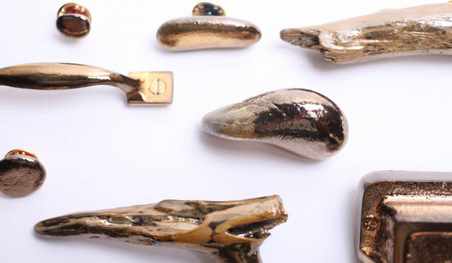 <strong>PASS THE BATON｜パスザバトン</strong>　「パスザバトン阪急うめだ店」　「Yuki Sumiya for PASS THE BATON」ブローチ1万2600円～3万1500円