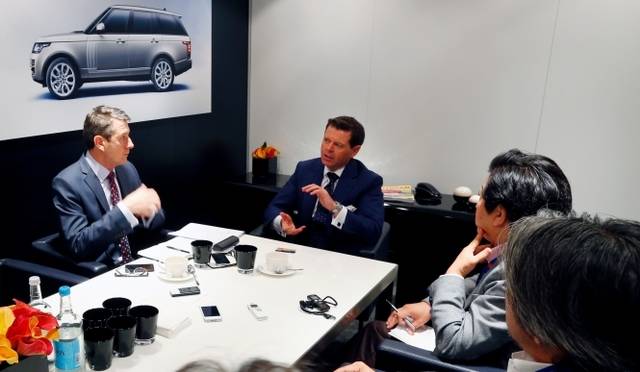 <strong>Gerry McGovern｜ジェリー・マクガバン</strong>