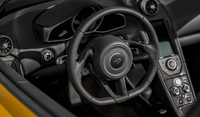 <strong>McLaren MP4-12C Spider｜マクラーレン MP4-12C スパイダー</strong>