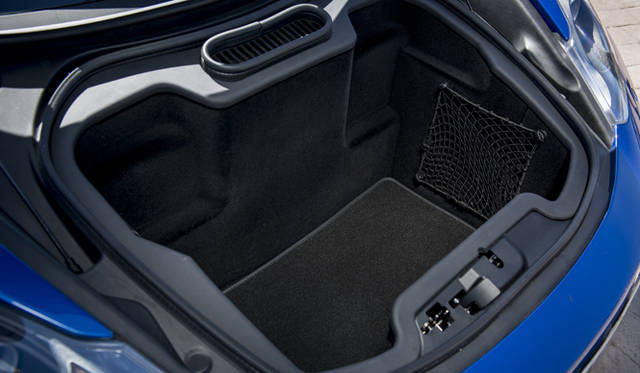 <strong>McLaren MP4-12C Spider｜マクラーレン MP4-12C スパイダー</strong>