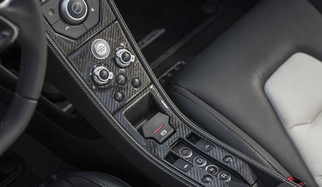 <strong>McLaren MP4-12C Spider｜マクラーレン MP4-12C スパイダー</strong>