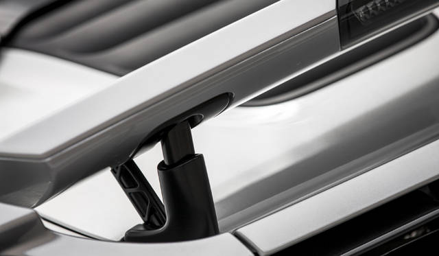 <strong>McLaren MP4-12C Spider｜マクラーレン MP4-12C スパイダー</strong>