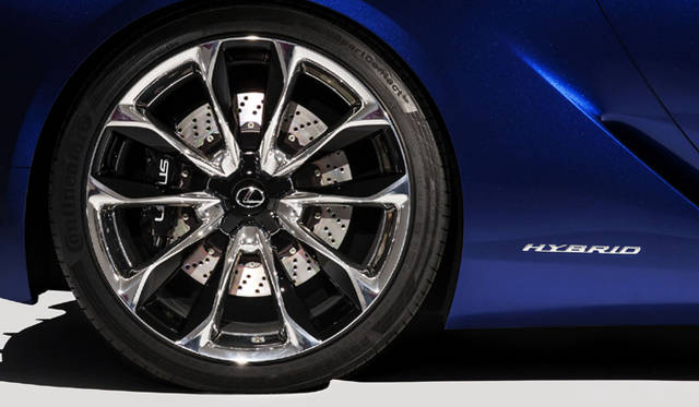 <strong>Lexus LF-LC Blue｜レクサス LF-LC ブルー</strong>