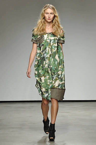 　2013年春夏コレクション