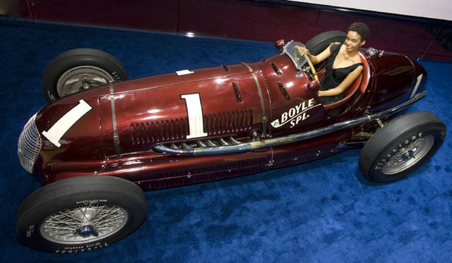 <strong>Maserati 8CTF｜マセラティ 8CTF</strong>