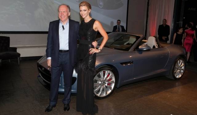 <strong>Ian Callum｜イアン・カラム</strong>　パリのロダン美術館での発表会