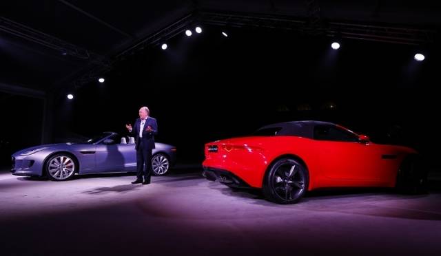 <strong>Ian Callum｜イアン・カラム</strong>　パリのロダン美術館での発表会