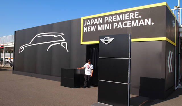<strong>MINI Paceman｜ミニ ペースマン</strong><br />ミニ ペースマンは、このブース内で公開された