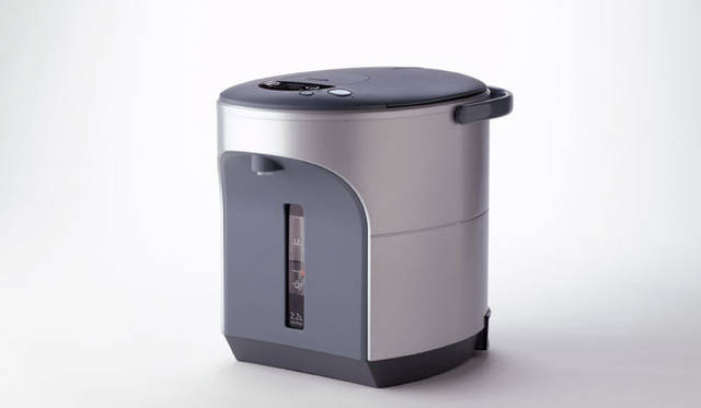 <strong>ニッポンのデザイナー連続インタビュー（2）柴田文江</strong>　ZUTTO　給湯器