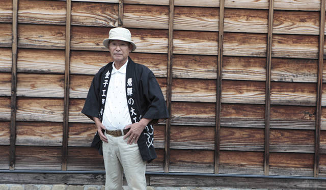 <strong>プロフェッショナルと巡る森～岐阜県の“ウェルネス・ツーリズム”</strong> 「金子工務店」の金子公彦さん。現代の「飛騨の匠」である