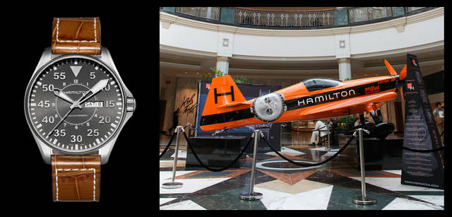 <strong>HAMILTON｜ハミルトン</strong>　<br />左／1940年代の空軍時計をモチーフとしながら、現代的でスタイリッシュな印象が人気のモデル。カーキ パイロット オート 46mm　H64715885　9万5550円、右／航空機の公式時計として、20世紀の航空時代を担ったハミルトン。現在ハミルトンがスポンサードするアエロバティック用飛行機のモックアップが、プロモーション期間中ペンシルバニア州キング・オブ・ペルシャのショッピングモールにお目見え。