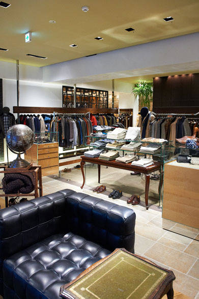 <strong>STRASBURGO｜ストラスブルゴ</strong>　「ストラスブルゴ南青山店」